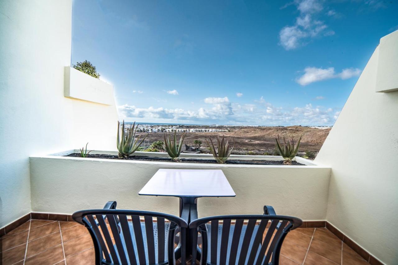 Beatriz Costa & 4* Costa Teguise