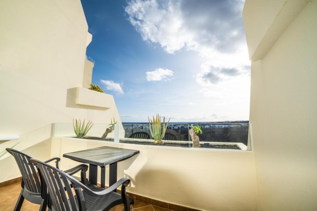 Beatriz Costa & 4* Costa Teguise